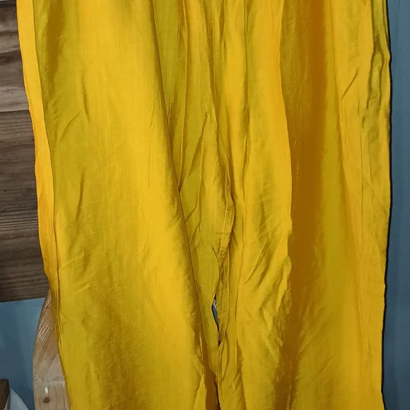 Bright Yellow Two-Piece Set - Picture 3 of 4